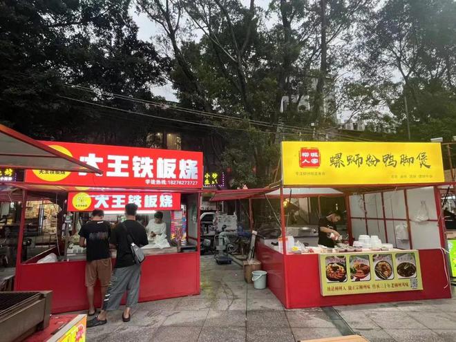 乐鱼app：餐饮小店的2023：一批倒下一批走出(图7)